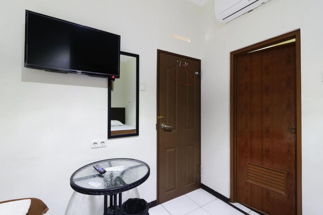 Hotel Bantal Guling Pasar Baru à Bandung Extérieur photo