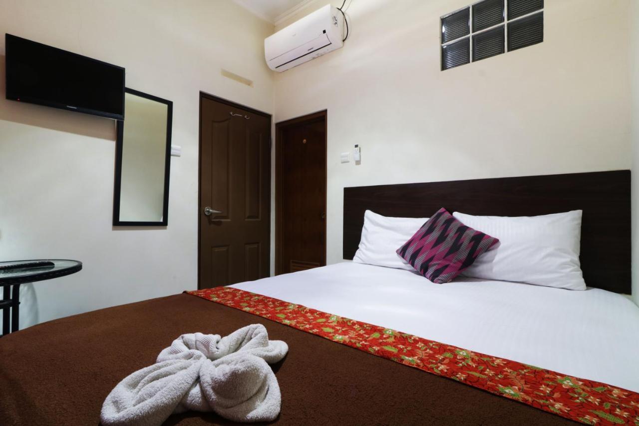 Hotel Bantal Guling Pasar Baru à Bandung Extérieur photo