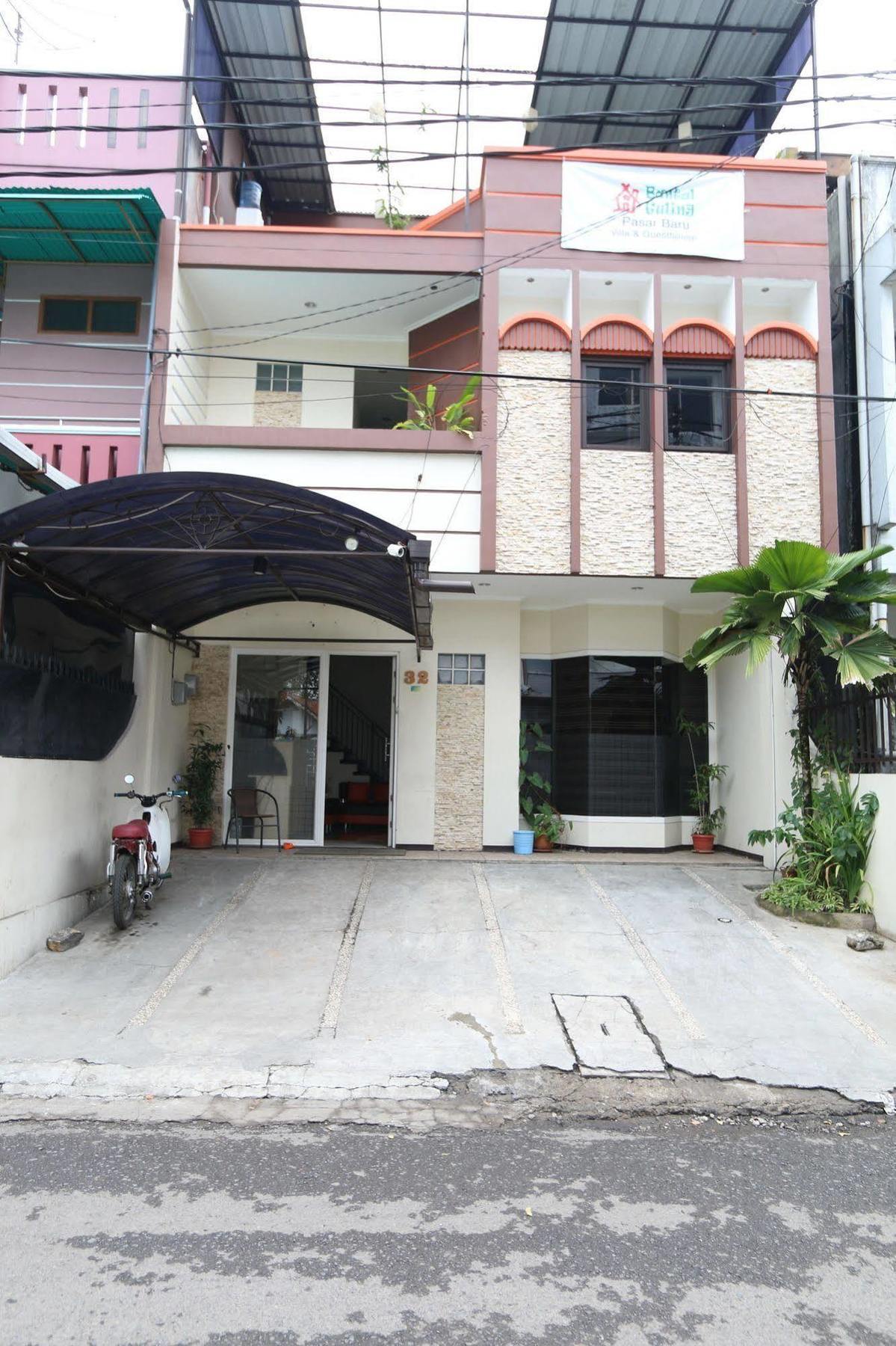 Hotel Bantal Guling Pasar Baru à Bandung Extérieur photo