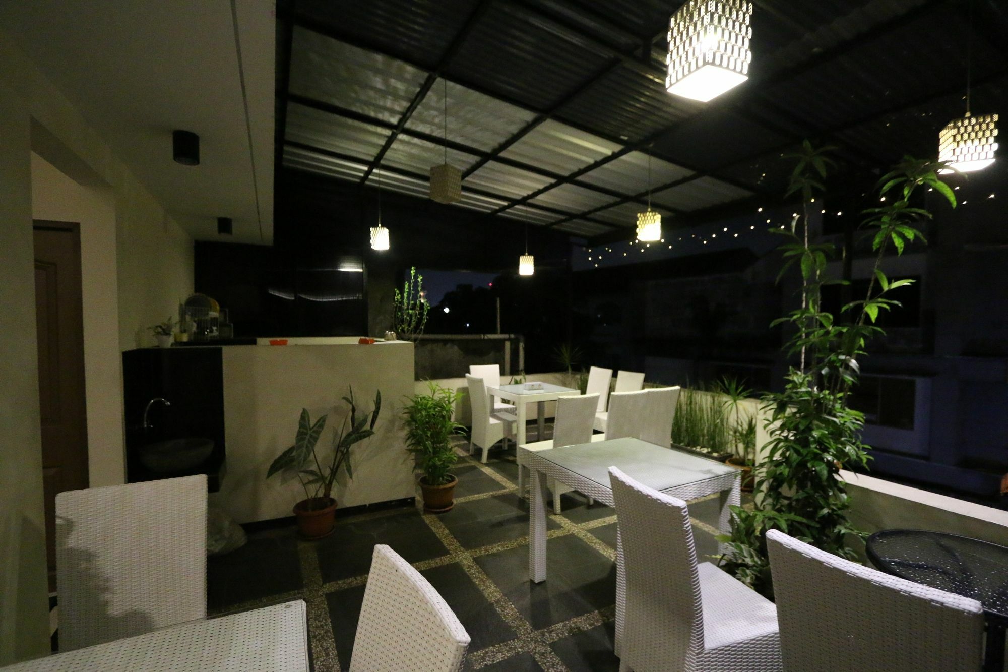 Hotel Bantal Guling Pasar Baru à Bandung Extérieur photo